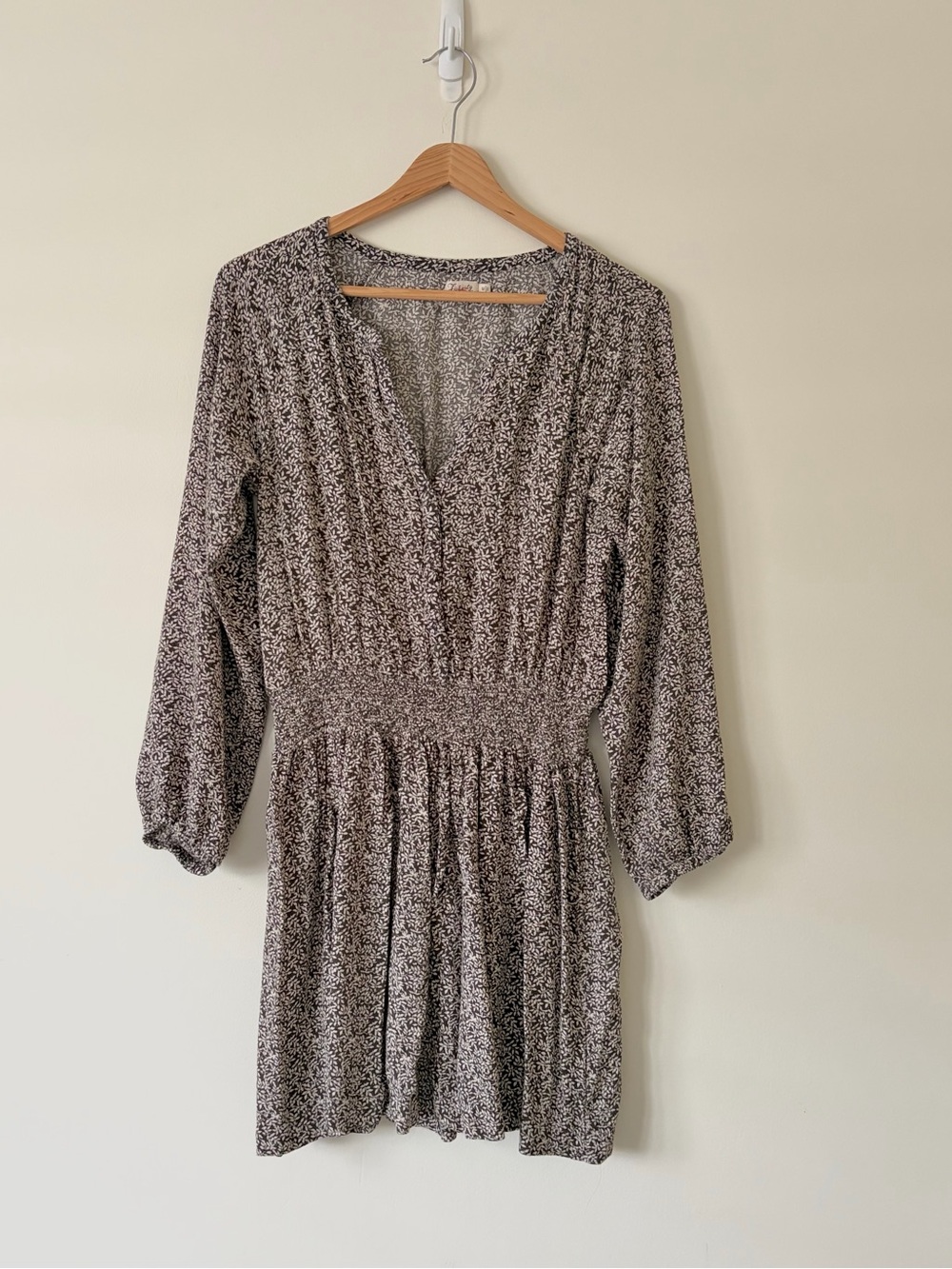 Faherty Montara Dress Olive Leaf Batik
